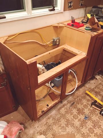 support-fireclay-farmhouse-sink