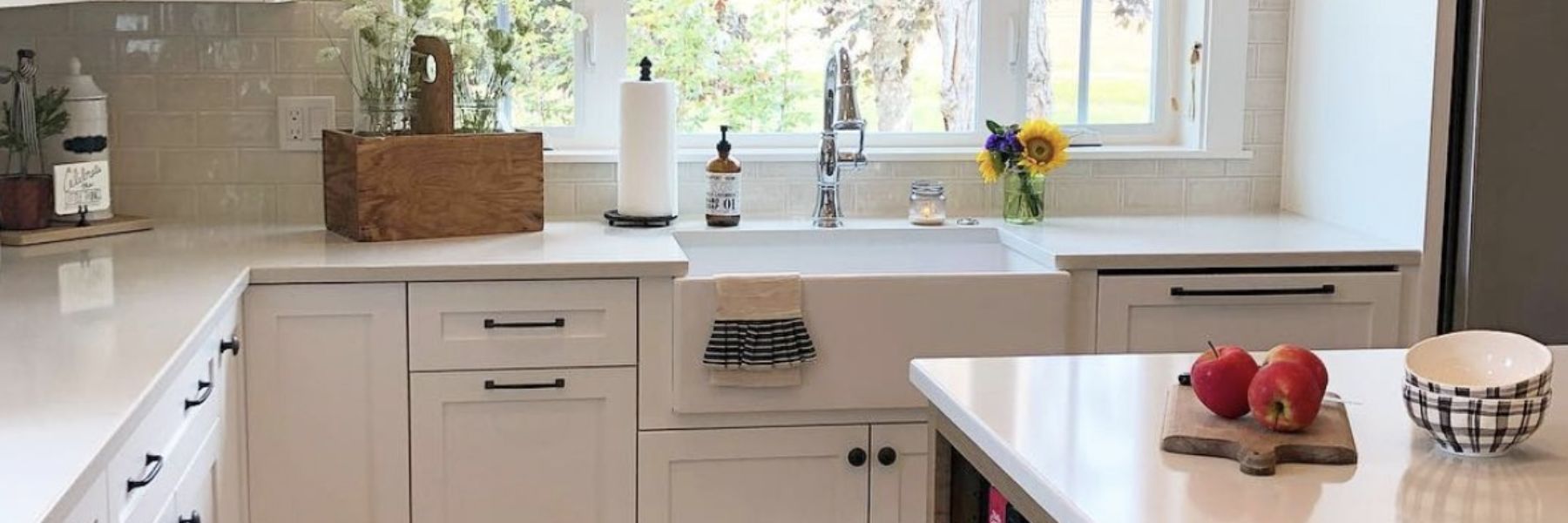 farmhouse kitchen view of the sink