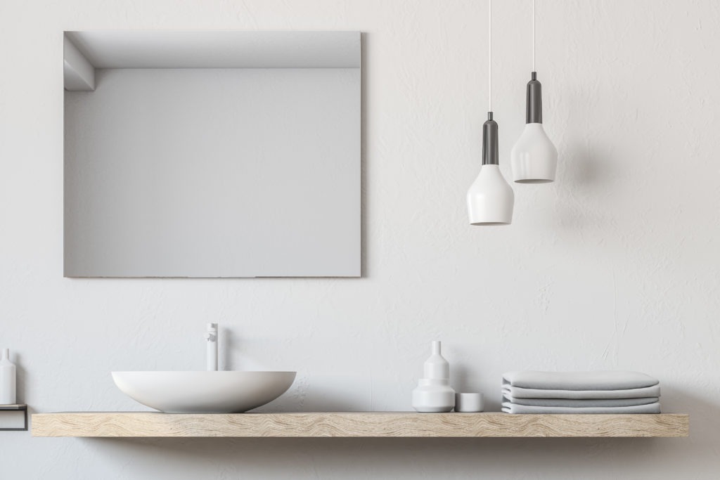 Select A Bathroom Mirror With Designer S Eye Sinkology - What Size Should The Bathroom Mirror Be