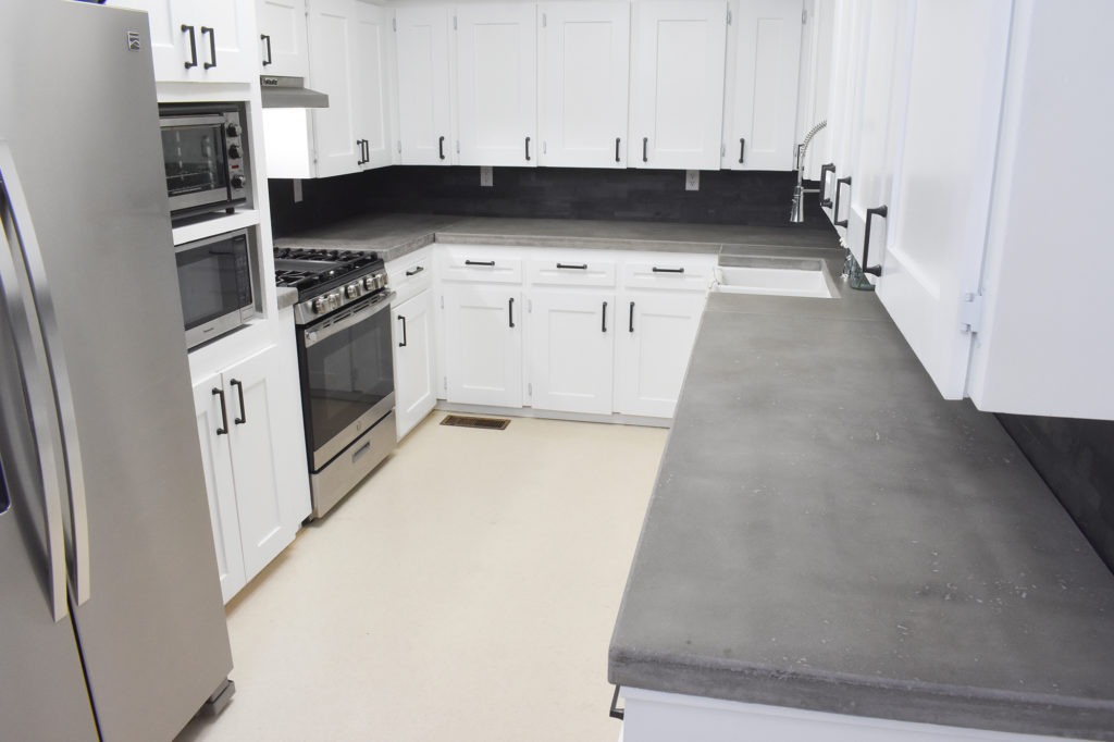 Diy Kitchen Renovation With Concrete, How To Make A Temporary Countertop