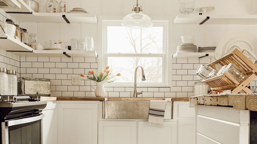 stainless steel farmhouse sink with flowers