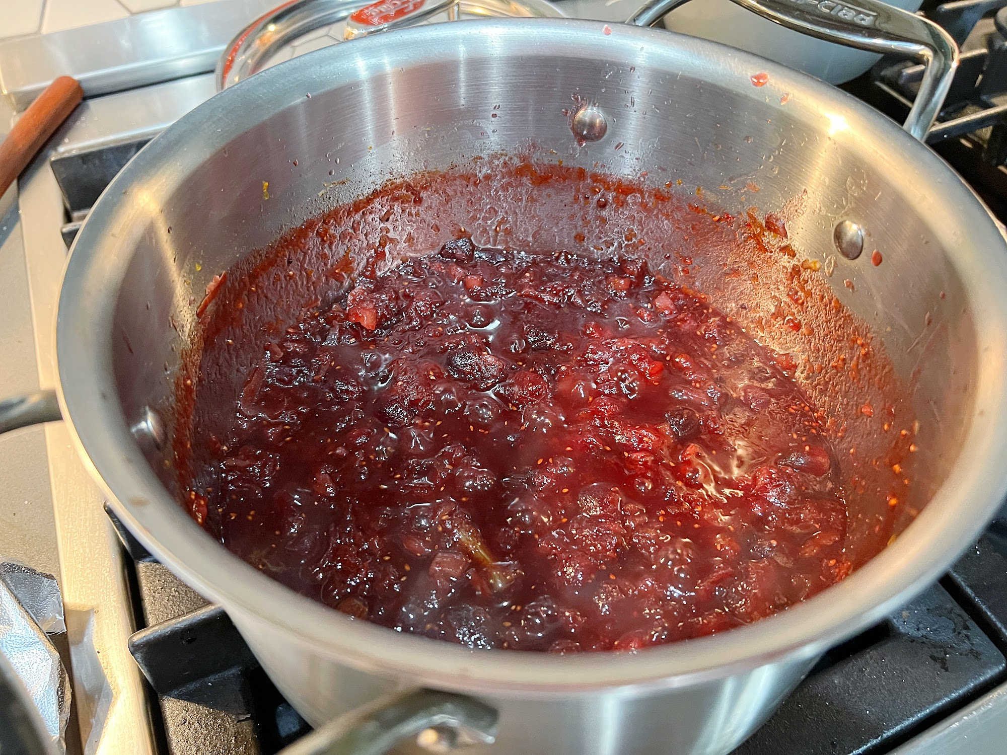 thickened cranberry chutney
